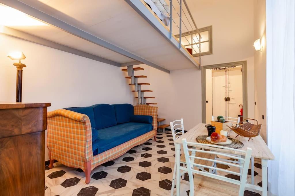 A Lovely Modern Nest In The Center Of *