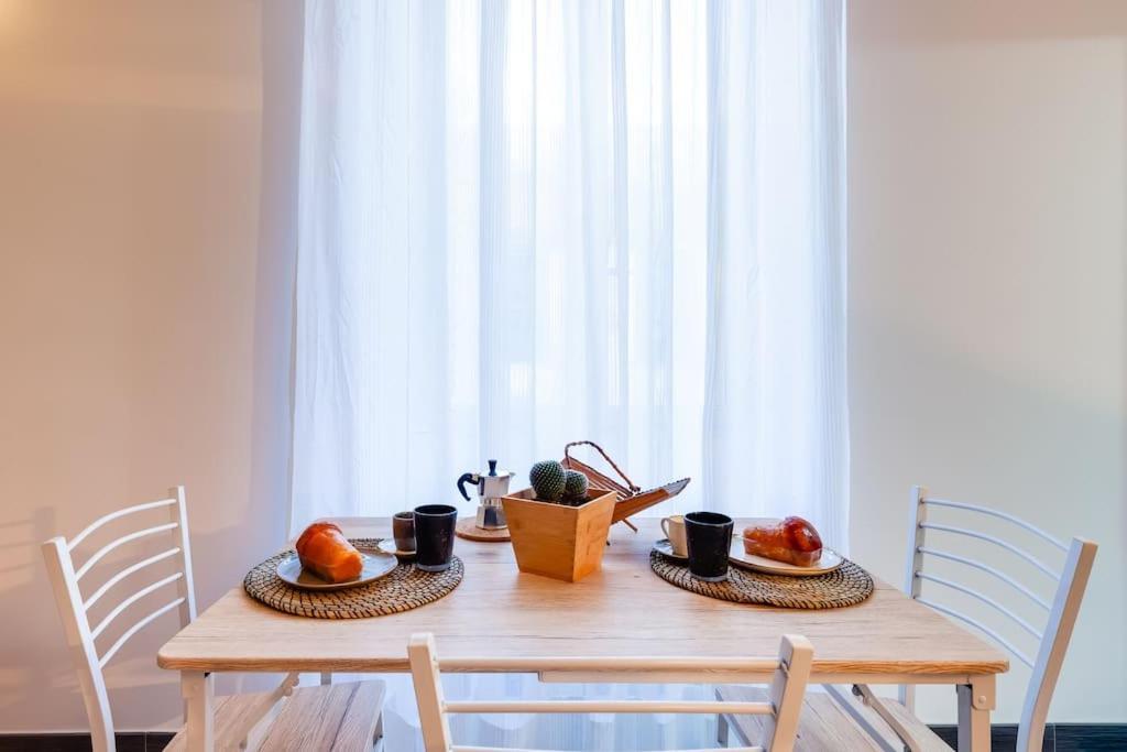A Lovely Modern Nest In The Center Of